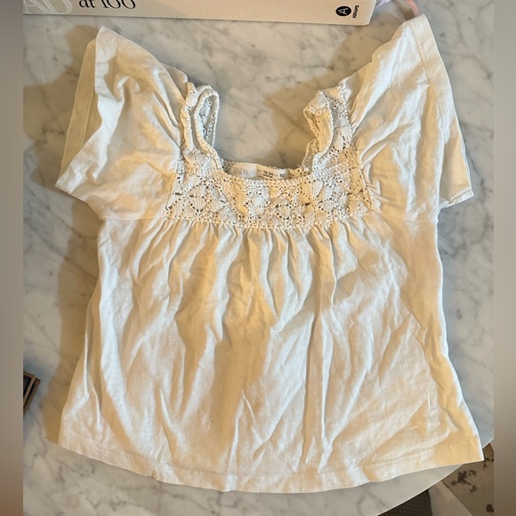 Zara Eyelet short tee top size: 18-24 months - Picture 2 of 4